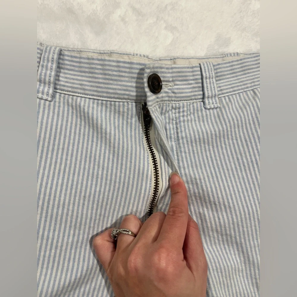 J.Crew Men's Blue & White Seersucker Striped Shorts - Size 32 - Picture 2 of 9